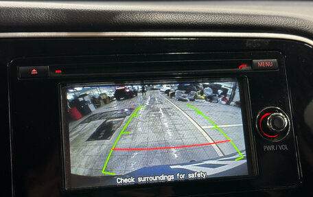 Mitsubishi Outlander III рестайлинг 3, 2016 год, 1 550 000 рублей, 15 фотография