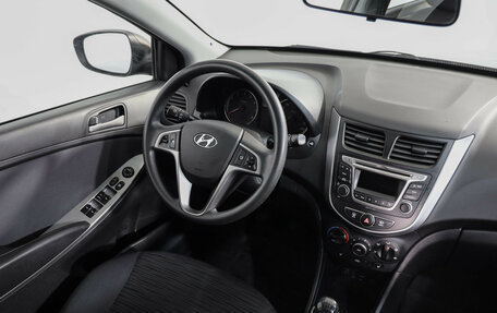 Hyundai Solaris II рестайлинг, 2016 год, 899 000 рублей, 7 фотография