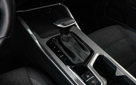 Geely Emgrand, 2023 год, 1 649 000 рублей, 17 фотография