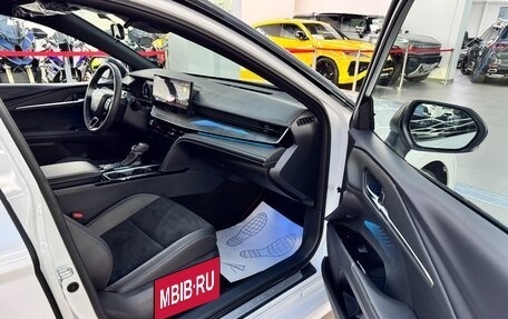 Toyota Camry, 2025 год, 4 990 000 рублей, 30 фотография