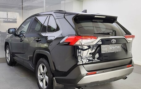Toyota RAV4, 2019 год, 3 249 000 рублей, 8 фотография