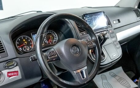 Volkswagen Multivan T5, 2012 год, 2 840 000 рублей, 15 фотография