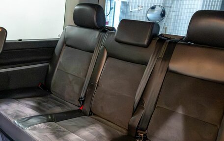 Volkswagen Multivan T5, 2012 год, 2 840 000 рублей, 29 фотография