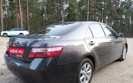 Toyota Camry, 2011 год, 1 150 000 рублей, 1 фотография