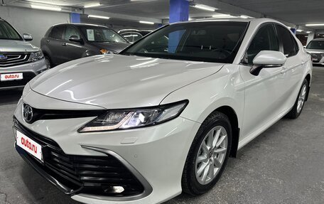 Toyota Camry, 2021 год, 2 975 000 рублей, 1 фотография