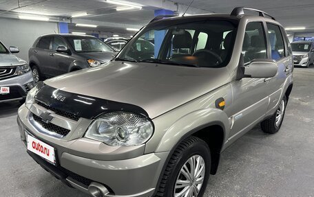 Chevrolet Niva I рестайлинг, 2011 год, 625 000 рублей, 1 фотография