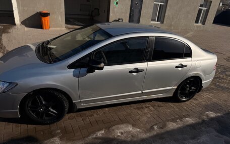 Honda Civic VIII, 2007 год, 675 000 рублей, 2 фотография
