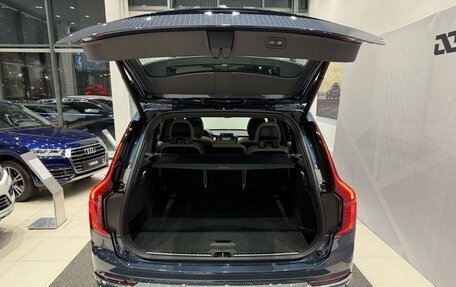 Volvo XC90 II рестайлинг, 2025 год, 10 400 000 рублей, 7 фотография