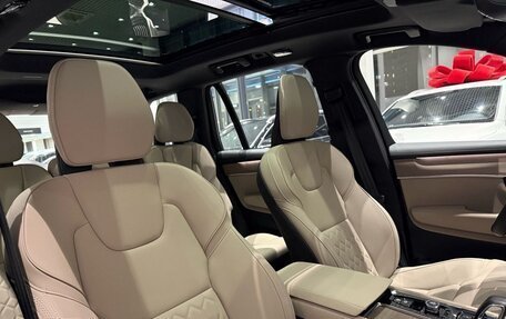 Volvo XC90 II рестайлинг, 2025 год, 10 400 000 рублей, 19 фотография
