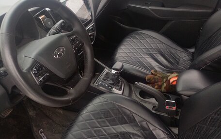 Hyundai Solaris II рестайлинг, 2017 год, 850 000 рублей, 5 фотография