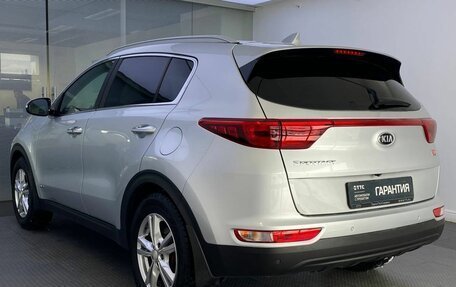 KIA Sportage IV рестайлинг, 2018 год, 2 049 000 рублей, 3 фотография