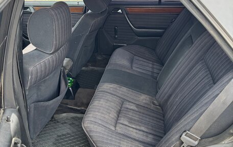 Mercedes-Benz W124, 1990 год, 130 000 рублей, 12 фотография