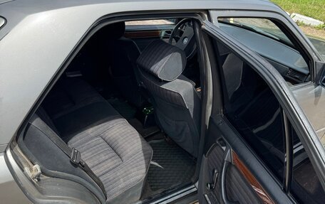 Mercedes-Benz W124, 1990 год, 130 000 рублей, 11 фотография