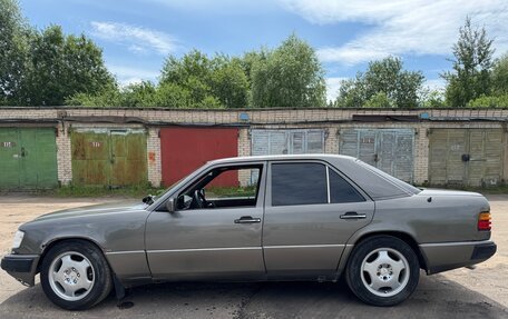 Mercedes-Benz W124, 1990 год, 130 000 рублей, 24 фотография