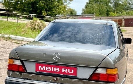 Mercedes-Benz W124, 1990 год, 130 000 рублей, 4 фотография