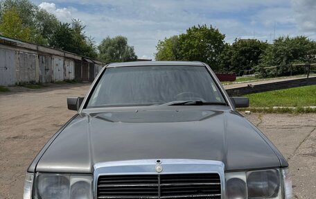 Mercedes-Benz W124, 1990 год, 130 000 рублей, 32 фотография