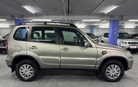Chevrolet Niva I рестайлинг, 2011 год, 625 000 рублей, 4 фотография