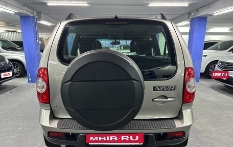 Chevrolet Niva I рестайлинг, 2011 год, 625 000 рублей, 6 фотография