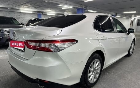 Toyota Camry, 2021 год, 2 975 000 рублей, 5 фотография