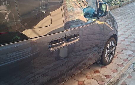 Hyundai Staria, 2021 год, 4 400 000 рублей, 3 фотография