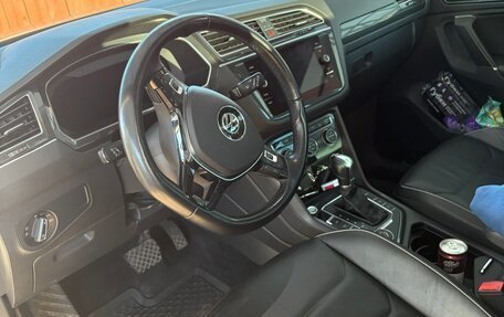 Volkswagen Tiguan II, 2017 год, 2 670 000 рублей, 12 фотография