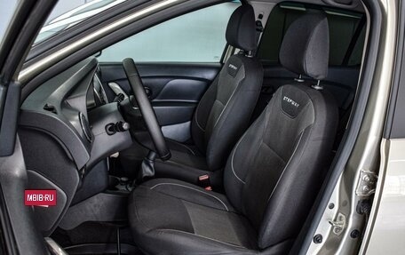 Renault Sandero II рестайлинг, 2019 год, 750 000 рублей, 10 фотография