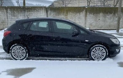 Opel Astra J, 2011 год, 610 000 рублей, 1 фотография