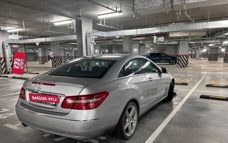 Mercedes-Benz E-Класс, 2011 год, 1 700 000 рублей, 5 фотография