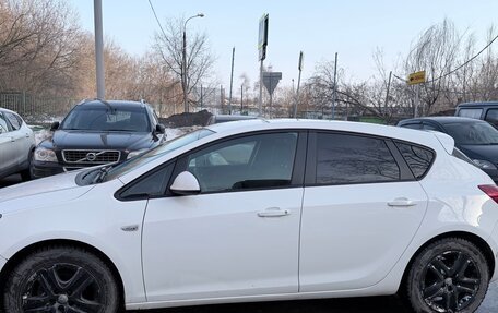 Opel Astra J, 2012 год, 700 000 рублей, 4 фотография