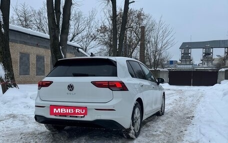 Volkswagen Golf VIII, 2022 год, 1 850 000 рублей, 5 фотография