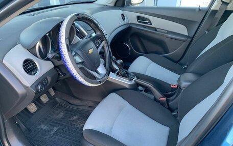 Chevrolet Cruze II, 2014 год, 800 000 рублей, 9 фотография