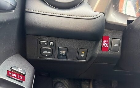 Toyota RAV4, 2017 год, 2 230 000 рублей, 3 фотография