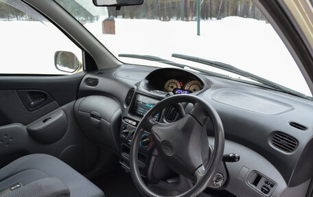 Toyota FunCargo, 2001 год, 430 000 рублей, 12 фотография