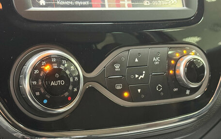 Renault Kaptur I рестайлинг, 2017 год, 1 740 000 рублей, 24 фотография