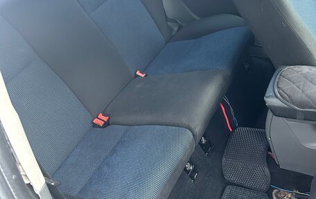 Ford Focus II рестайлинг, 2006 год, 450 000 рублей, 13 фотография