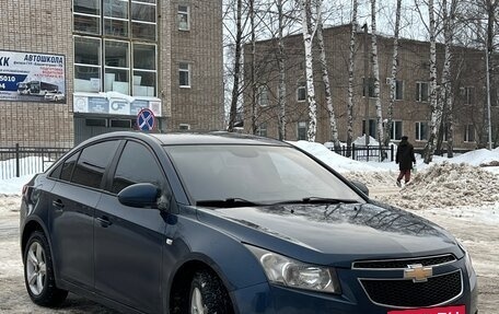 Chevrolet Cruze II, 2012 год, 770 000 рублей, 3 фотография