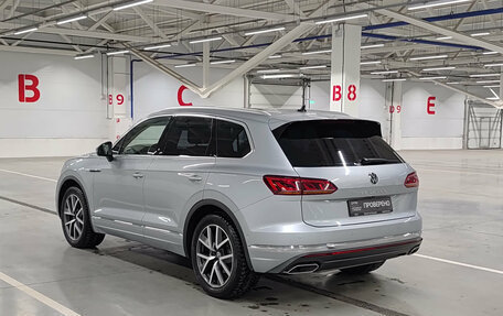Volkswagen Touareg III, 2023 год, 9 000 000 рублей, 8 фотография