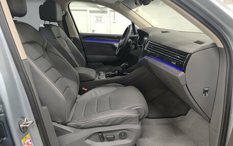 Volkswagen Touareg III, 2023 год, 9 000 000 рублей, 13 фотография