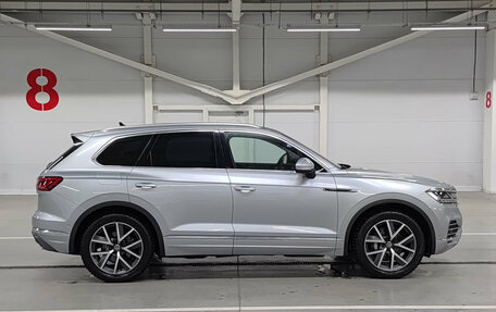 Volkswagen Touareg III, 2023 год, 9 000 000 рублей, 5 фотография