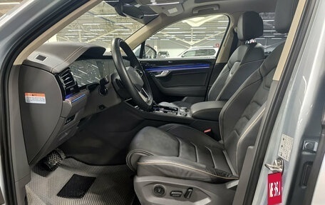 Volkswagen Touareg III, 2023 год, 9 000 000 рублей, 20 фотография