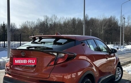 Toyota C-HR I рестайлинг, 2020 год, 2 255 000 рублей, 9 фотография