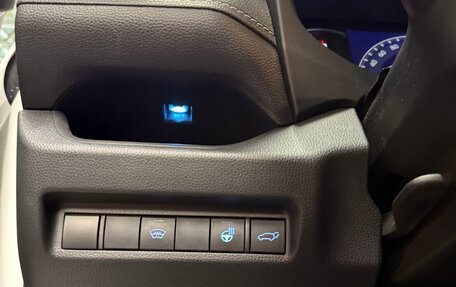 Toyota RAV4, 2020 год, 4 100 000 рублей, 8 фотография