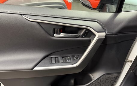 Toyota RAV4, 2020 год, 4 100 000 рублей, 9 фотография