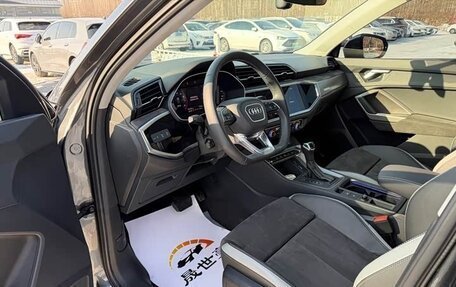 Audi Q3, 2023 год, 2 650 000 рублей, 11 фотография