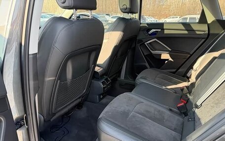 Audi Q3, 2023 год, 2 650 000 рублей, 15 фотография