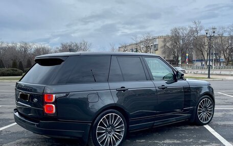 Land Rover Range Rover IV рестайлинг, 2020 год, 8 900 000 рублей, 3 фотография