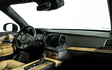 Volvo XC90 II рестайлинг, 2017 год, 3 399 700 рублей, 9 фотография