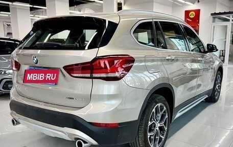 BMW X1, 2022 год, 2 300 000 рублей, 6 фотография