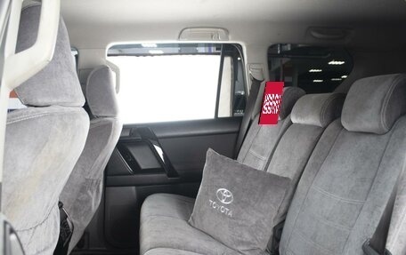 Toyota Land Cruiser Prado 150 рестайлинг 2, 2010 год, 2 586 000 рублей, 10 фотография