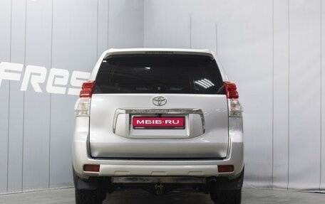 Toyota Land Cruiser Prado 150 рестайлинг 2, 2010 год, 2 586 000 рублей, 4 фотография